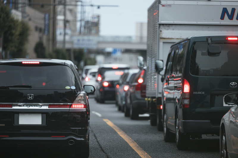 早朝に出勤する旦那が怪しい。。車内や給料をチェックして浮気の有無を確信する方法! 早朝に出勤する旦那が怪しい。。車内や給料をチェックして浮気の有無を確信する方法!